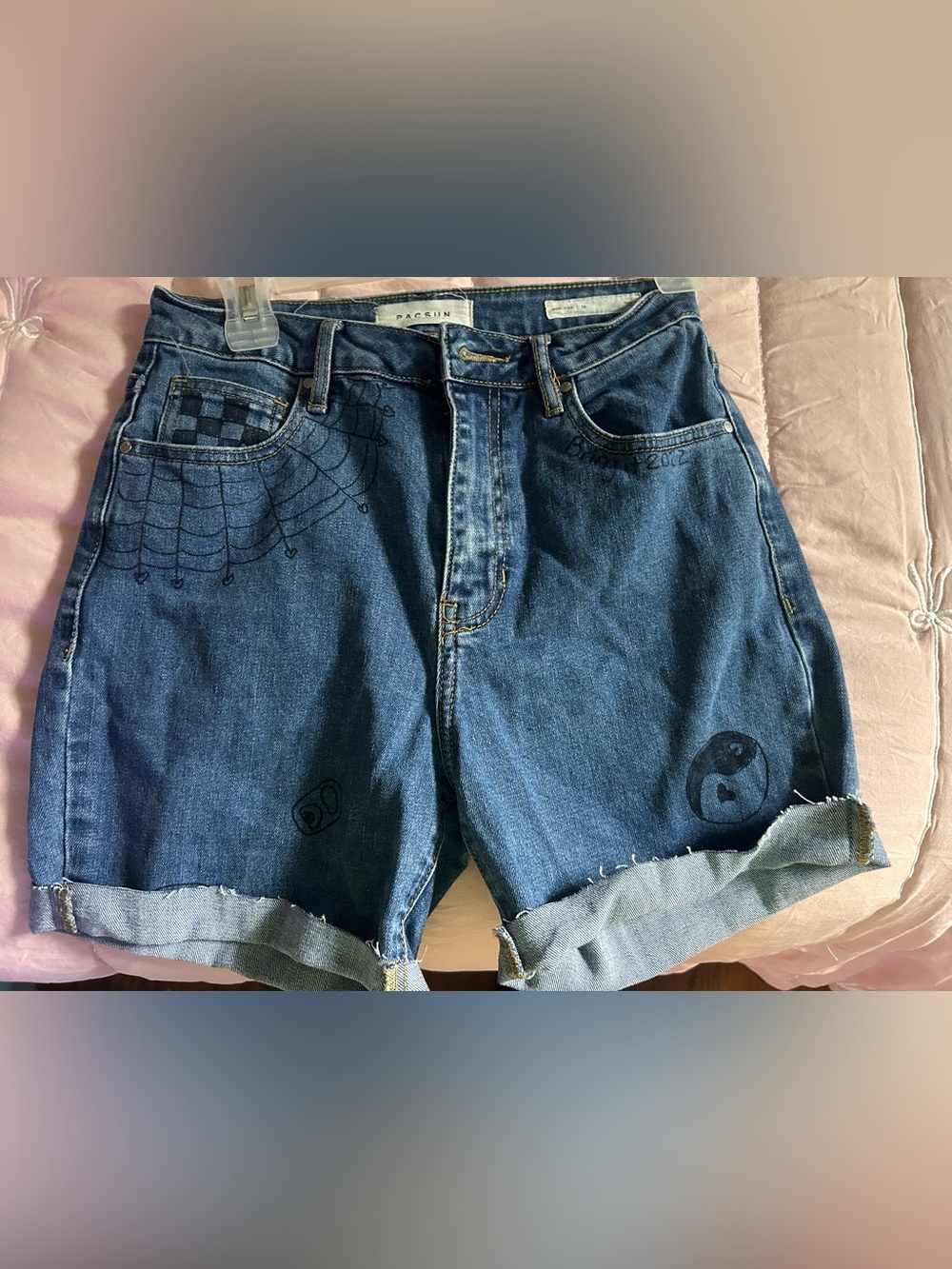 PacSun Blue Denim Relaxed Cutoff Jeans Shorts with Graphic Accents